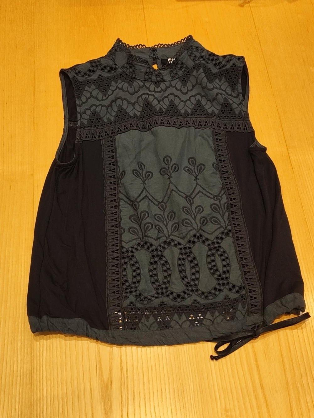 Tiny Lace Top in Dark Teal